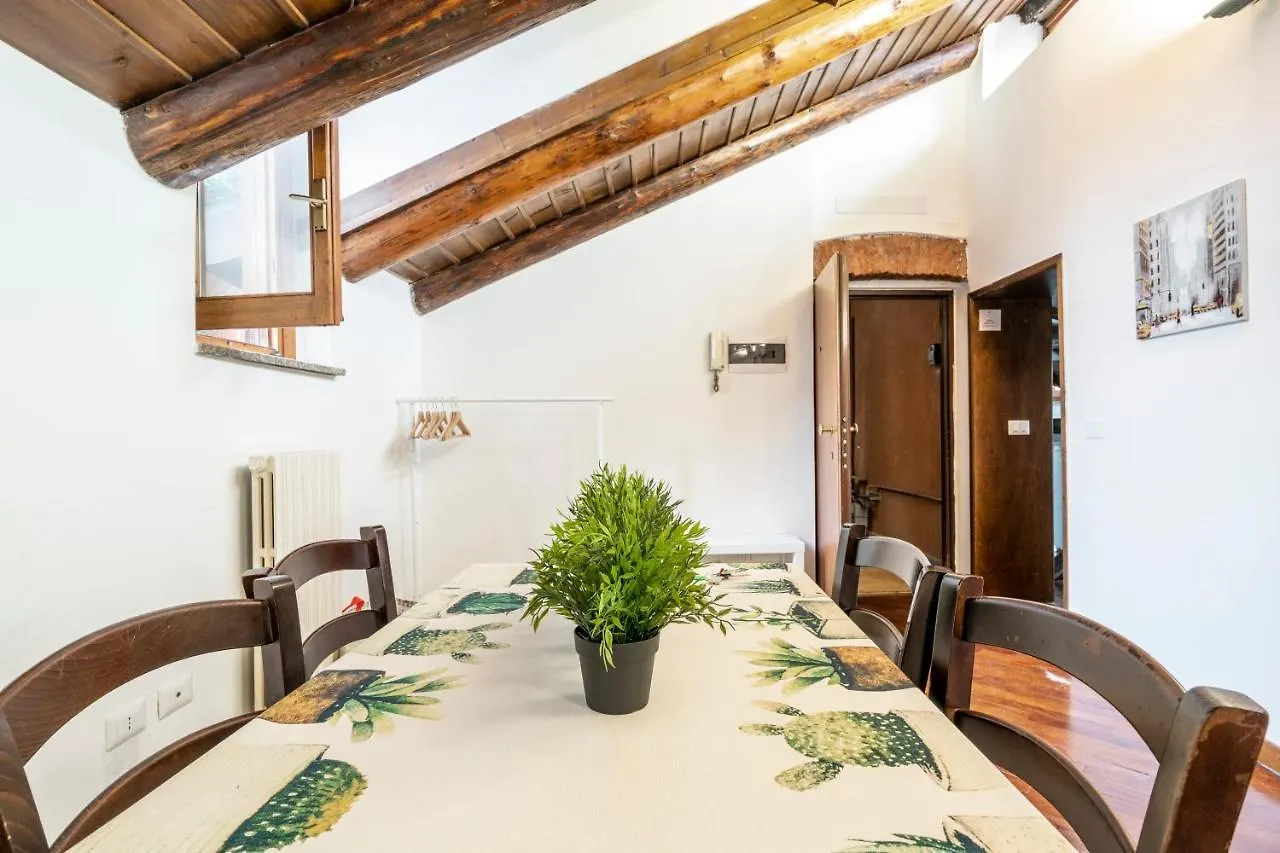 Molino Delle Armi 13 By Yoof Hotel Milánó